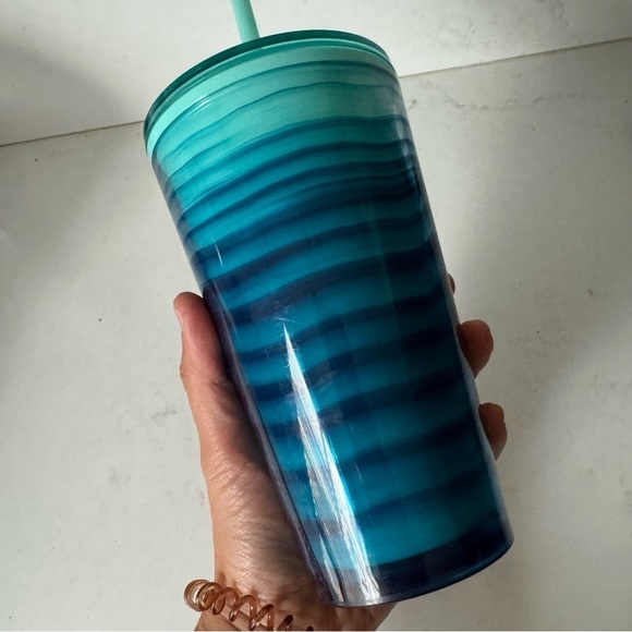 Starbucks Summer 2021 Aqua Blue Tiger Stripes Waves Cold Cup Grande 16 oz. - Picture 4 of 4